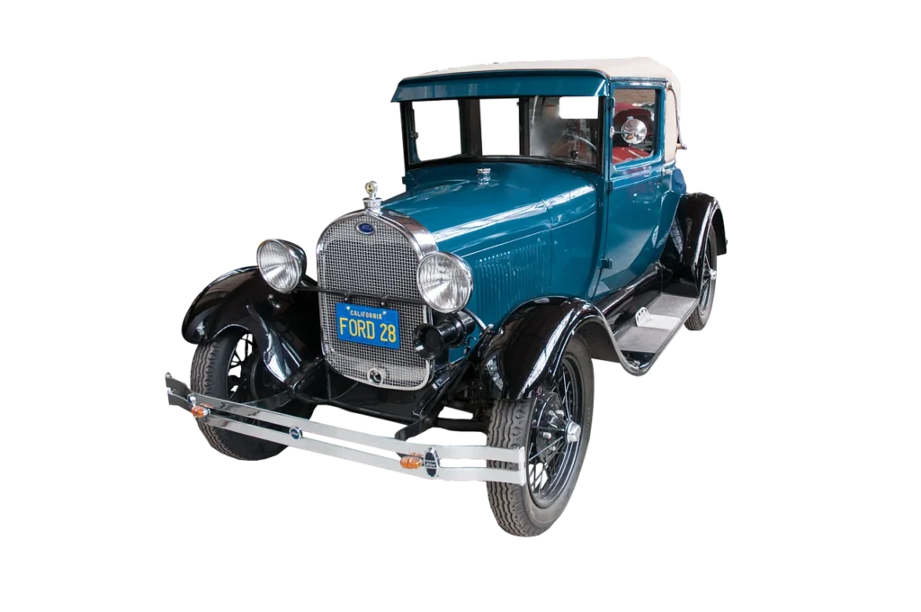 Ретро-автомобиль Ford Model T, вид сбоку